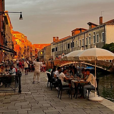 Tintoretto 1 Con Terrazza Sopra Il Tetto, 3 Bagni, 3 Grandi Camere Da Letto, Super Nuovo Venetië Buitenkant foto
